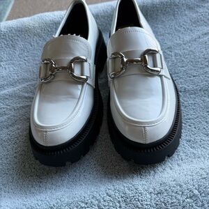Steve Madden White and Black Women's Shoes